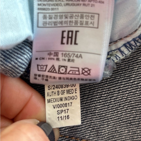 GAP Best Girlfriend Mid Rise Jean, Medium Indigo Size 29 Regular - Picture 4 of 7